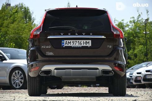 Volvo XC60 2017 - фото 12