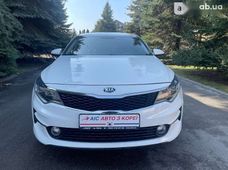 Продажа б/у Kia K5 2016 года - купить на Автобазаре