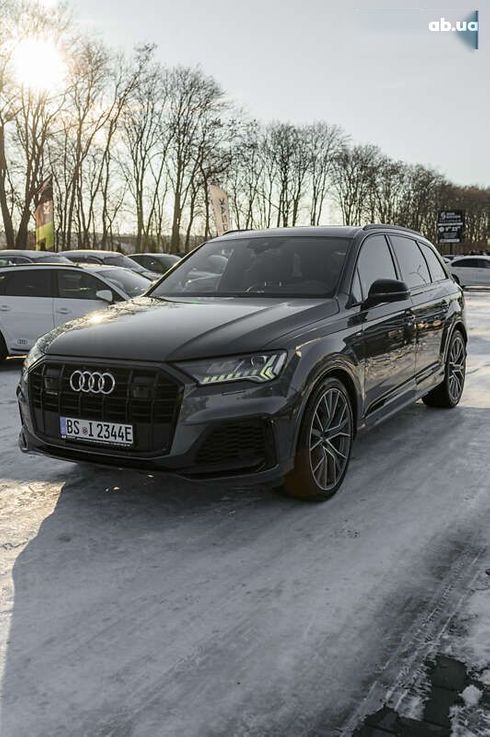 Audi Q7 2020 - фото 2