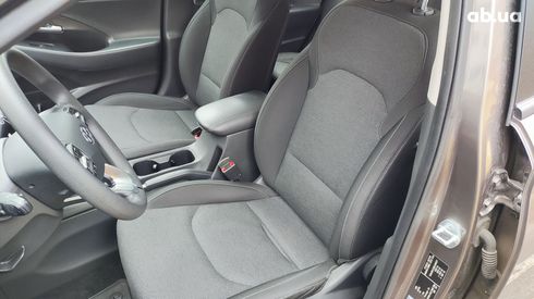 Hyundai i30 2020 коричневый - фото 6