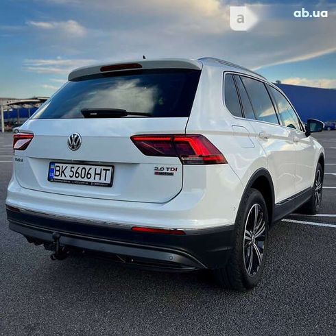 Volkswagen Tiguan 2017 - фото 3