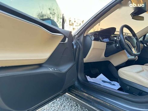 Tesla Model S 2015 - фото 7