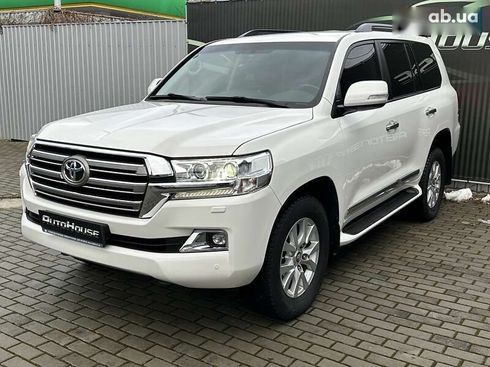 Toyota Land Cruiser 2019 - фото 2