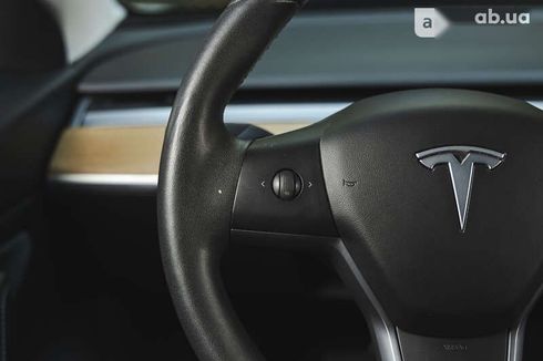 Tesla Model 3 2020 - фото 18