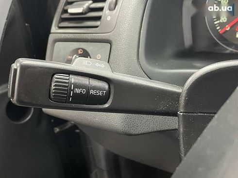 Volvo V50 2011 - фото 26