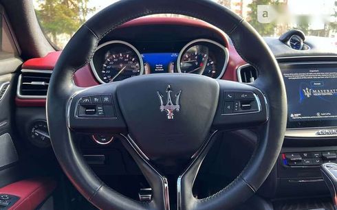 Maserati Ghibli 2019 - фото 12