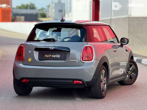 MINI Hatchback Electric 2022 - фото 11