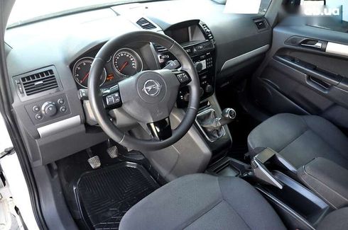 Opel Zafira 2014 - фото 18