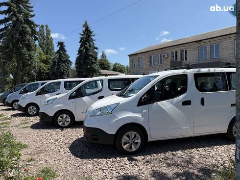 Nissan e-NV200 2018 - фото 29
