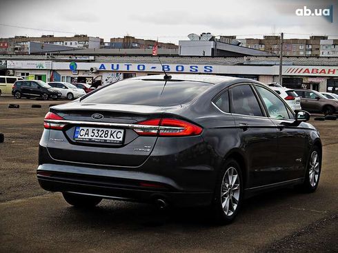 Ford Fusion 2017 - фото 3