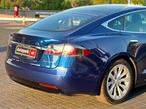Tesla Model S 2019 синий - фото 8