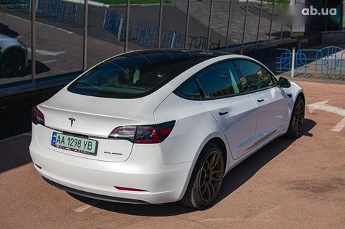 Tesla Model 3 2019 - фото 8