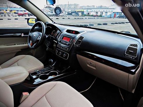 Kia Sorento 2013 - фото 16