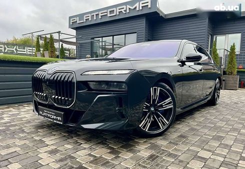 BMW i7 2023 - фото 4