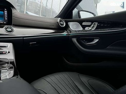 Mercedes-Benz CLS-Класс 2019 - фото 25