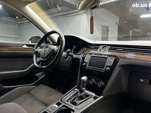 Volkswagen Passat 2015 - фото 13