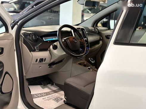 Renault Zoe 2017 - фото 27
