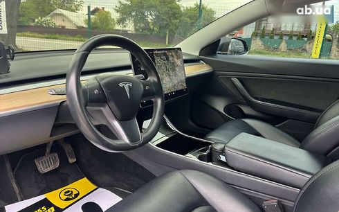 Tesla Model 3 2019 - фото 8