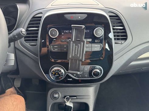 Renault Captur 2019 - фото 25