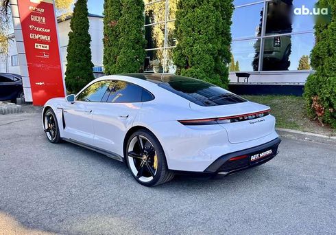 Porsche Taycan 2020 - фото 12