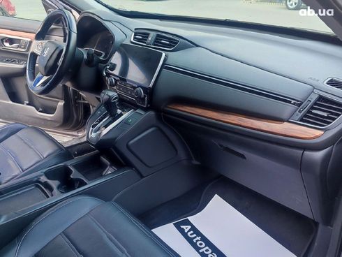Honda CR-V 2018 серый - фото 40