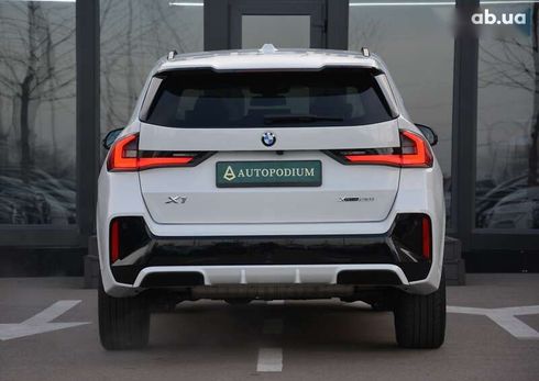 BMW X1 2023 - фото 14