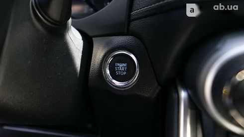 Toyota RAV4 2021 - фото 19