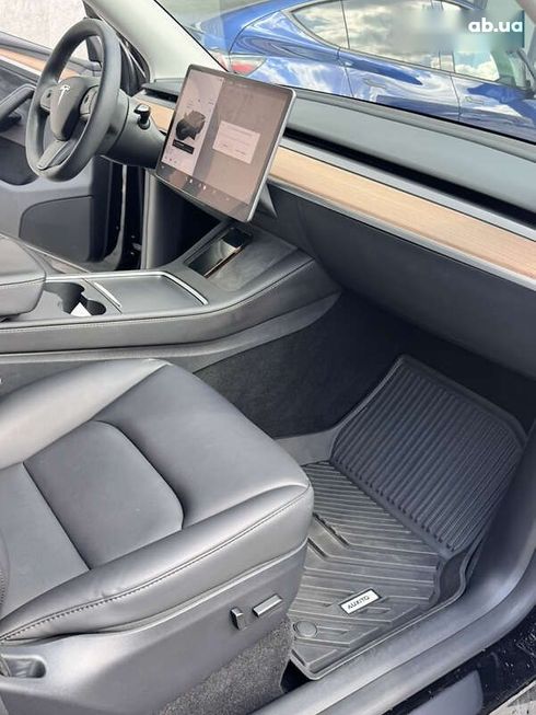 Tesla Model Y 2023 - фото 11