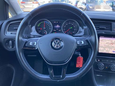 Volkswagen e-Golf 2020 - фото 27