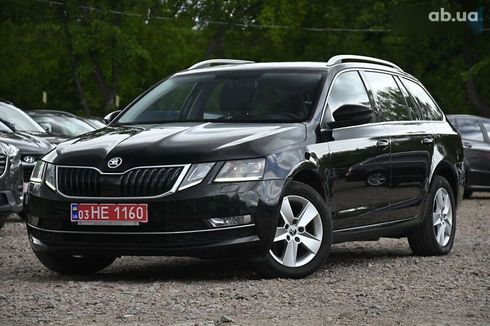 Skoda Octavia 2019 - фото 7