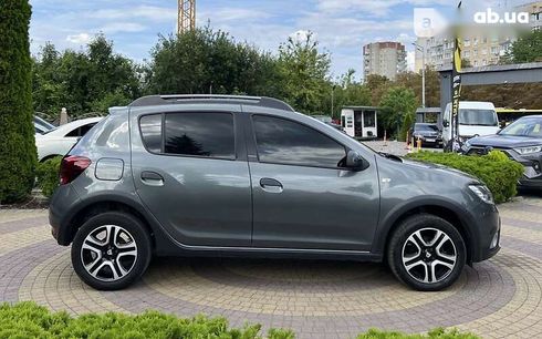 Dacia Sandero Stepway 2018 - фото 8