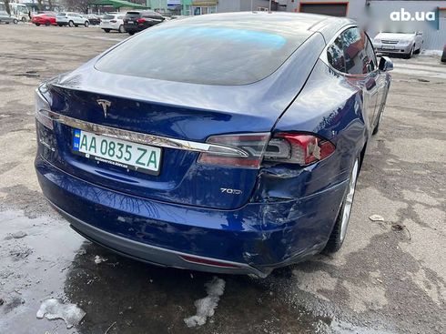 Tesla Model S 2015 - фото 11
