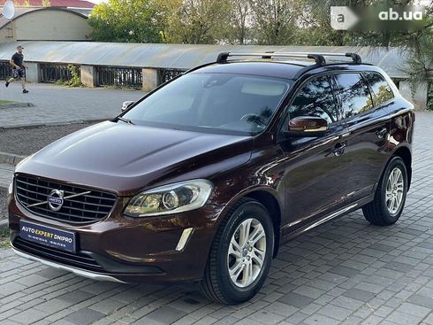 Volvo XC60 2016 - фото 15