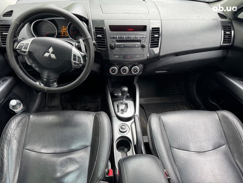 Mitsubishi Outlander XL 2008 черный - фото 15