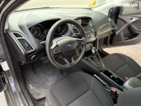 Ford Focus 2017 - фото 17