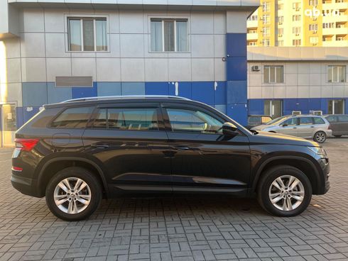 Skoda Kodiaq 2020 черный - фото 7