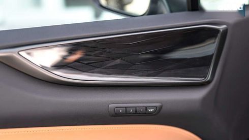 Lexus NX 2024 - фото 15