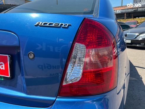 Hyundai Accent 2010 синий - фото 10