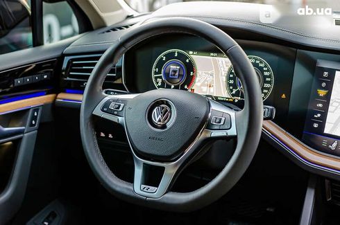 Volkswagen Touareg 2018 - фото 21