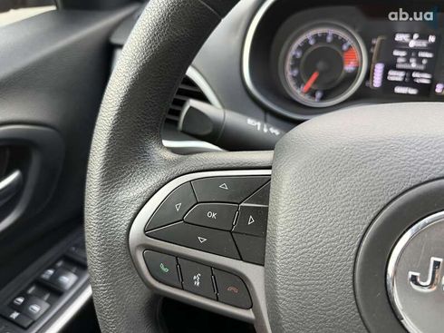 Jeep Cherokee 2020 - фото 24