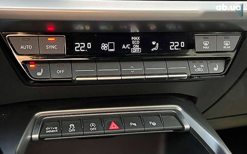 Audi A3 2022 - фото 18
