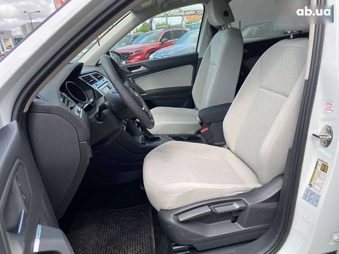Volkswagen Tiguan 2020 - фото 18