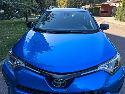 Toyota RAV4 2017 синий - фото 12