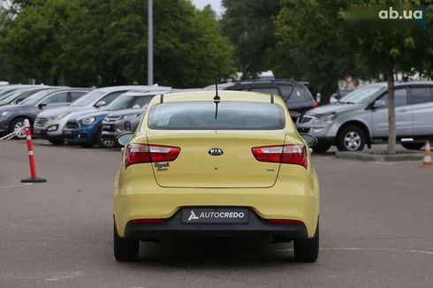 Kia Rio 2015 - фото 5
