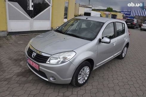 Dacia Sandero 2010 - фото 13