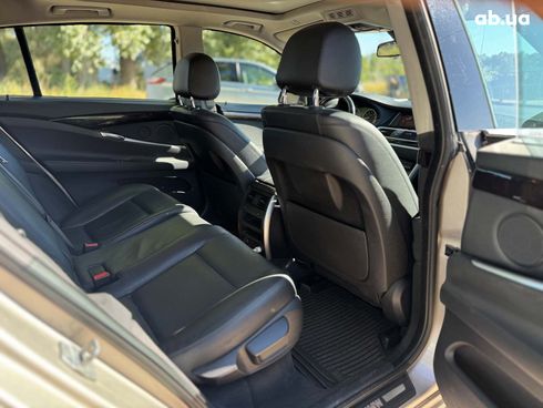 BMW 5 серия 2017 серый - фото 50
