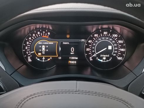 Lincoln MKZ 2017 красный - фото 26