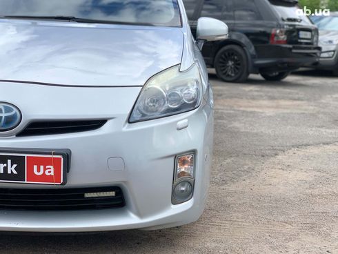 Toyota Prius 2010 серый - фото 36