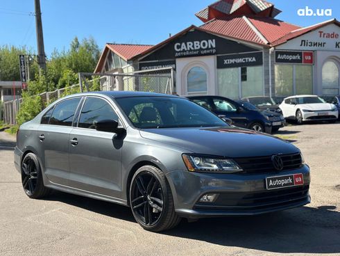 Volkswagen Jetta 2016 серый - фото 6