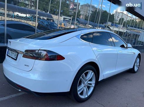 Tesla Model S 2015 - фото 5